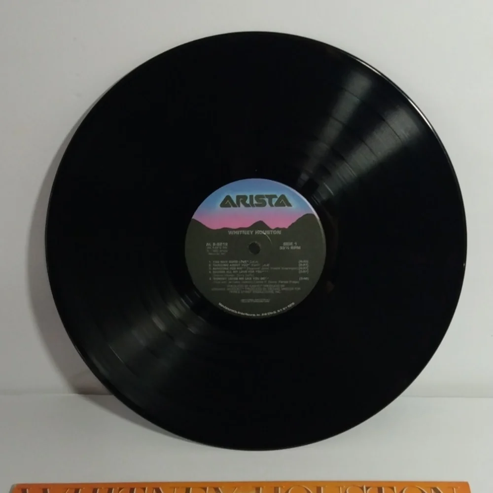 Whitney Houston - Picture 4 of 7
